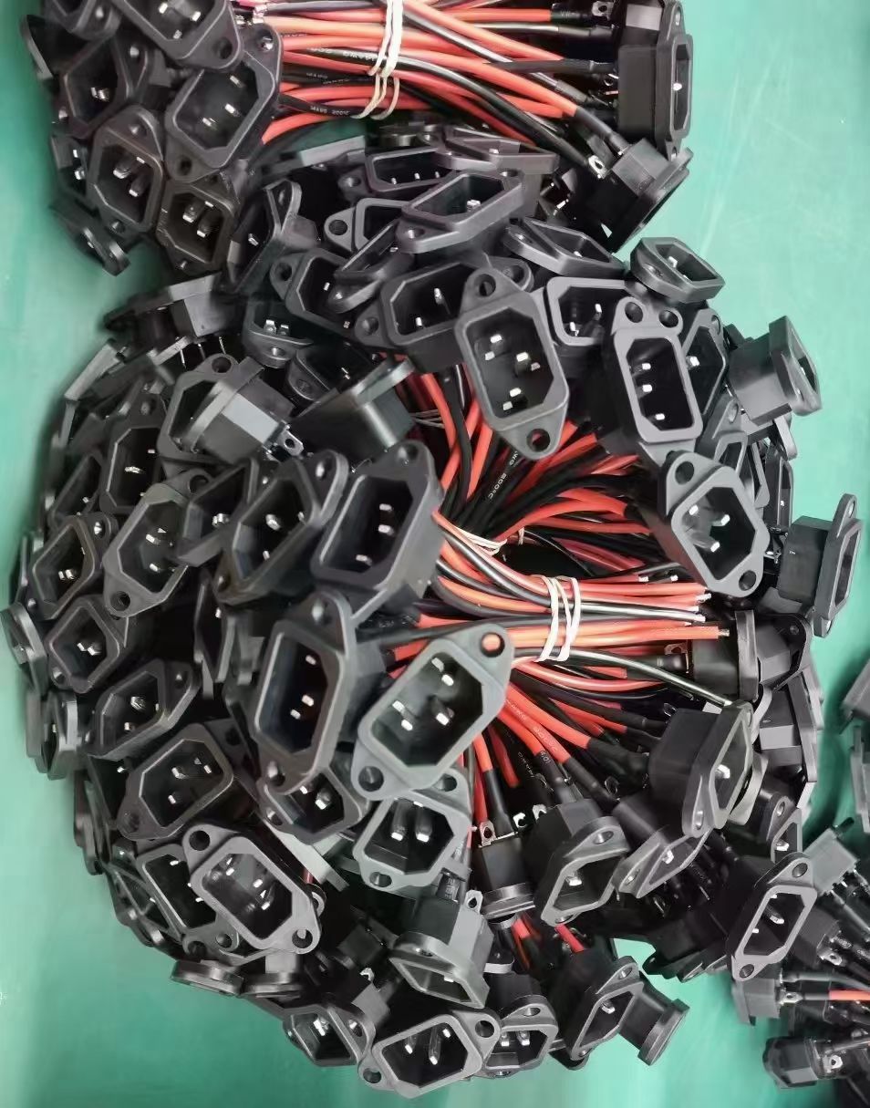 IEC C14 Panel Mount Power Inlet Socket with Pre-Wired Leads (3-Pin Male)