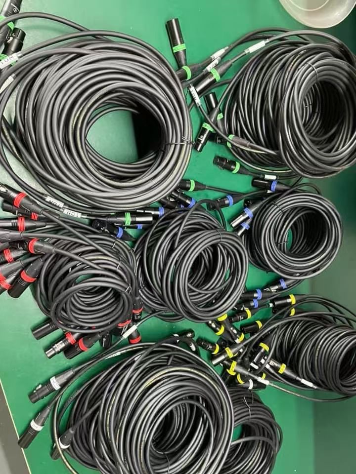 Professional 3-Pin XLR Balanced Audio Cable Male to Female Mic Signal Cord for Stage Studio Professional 3-Pin XLR Balanced Audio Cable Male to Female Mic Signal Cord for Stage Studio