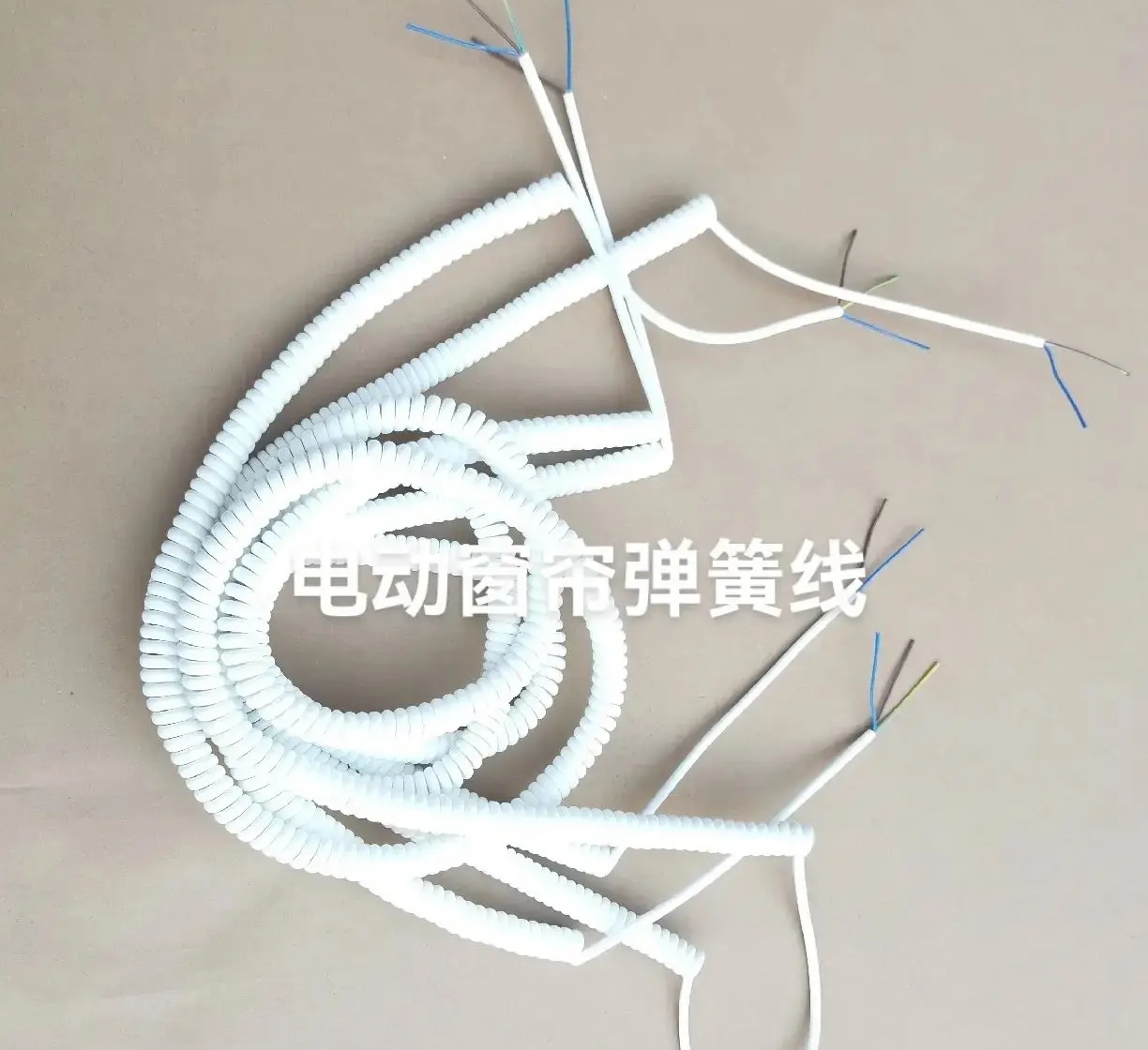 Model ECW-02 White PVC Spiral Cable for Electric Curtains, 3-Core Retractable Coil Cord Model ECW-02 White PVC Spiral Cable for Electric Curtains, 3-Core Retractable Coil Cord