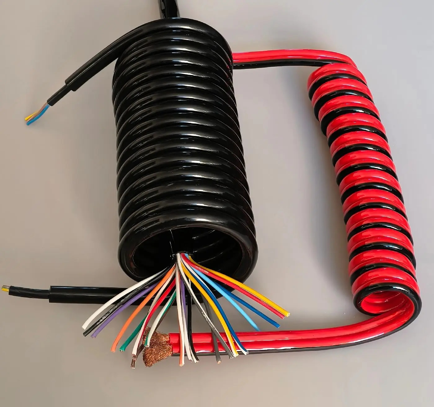 Model HMC-12 High-Core PVC Spiral Cable, Multi-Wire Retractable Coil Cord Assembly Model HMC-12 High-Core PVC Spiral Cable, Multi-Wire Retractable Coil Cord Assembly